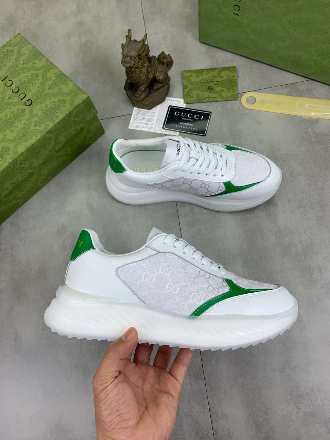 Men's shoes 💰P460💰【New model】🆘 The latest model from Gucci official website🎁Classic casual and fashionable men's shoes👟Best model💥The style is simple and elegant, exclusive for trendy men. Unique official website latest brand elements👑Gucci original decoration, fashionable and generous, the fabric is made of original soft calfskin➕Comfortable soft pigskin lining ✅Wear-resistant rubber outsole specified on the official website_Full of elasticity, the classic model taken at the counter 🎬Color: 4⃣️colors available😍Number of yards: 38-44 (45 46 customized)